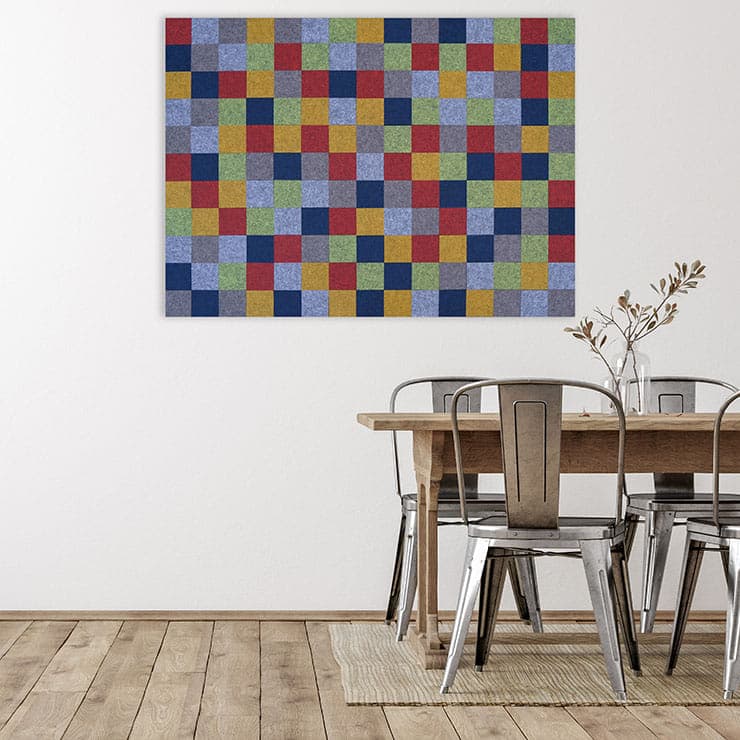 EASYfelt Mosaic bestaat uit zelfklevende vierkante viltelementen die per set van 30 stuks geleverd worden. Perfect voor creatieve wanddecoratie die zowel sfeer als akoestiek verbetert.