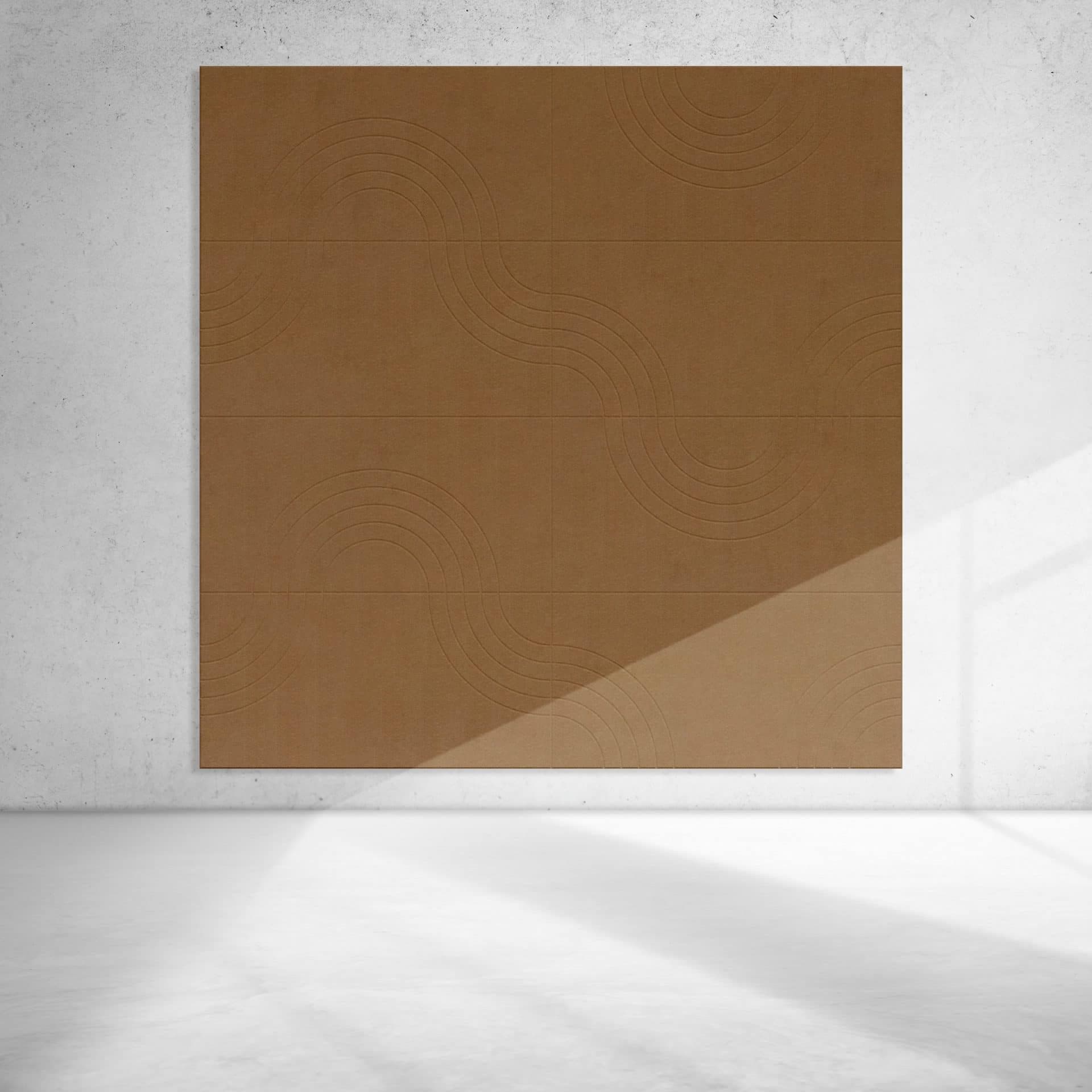 EASYfelt Tile Curvy in de kleur Brown heeft een elegante, organische vorm die direct warmte toevoegt aan je interieur. Het paneel is gemaakt van PET-vilt en verbetert de akoestiek door nagalm te verminderen. Design A geeft een subtiele, natuurlijke beweging aan de wand en past goed in kantoren, hospitality en moderne woonprojecten.